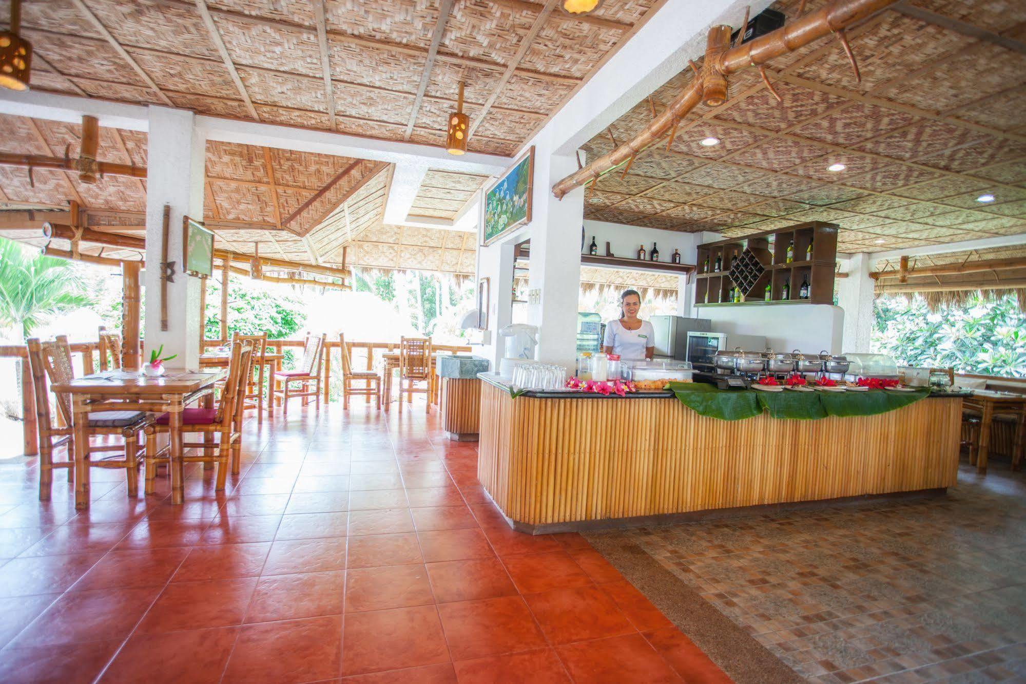 Pura Vida Beach & Dive Resort Dauin Buitenkant foto