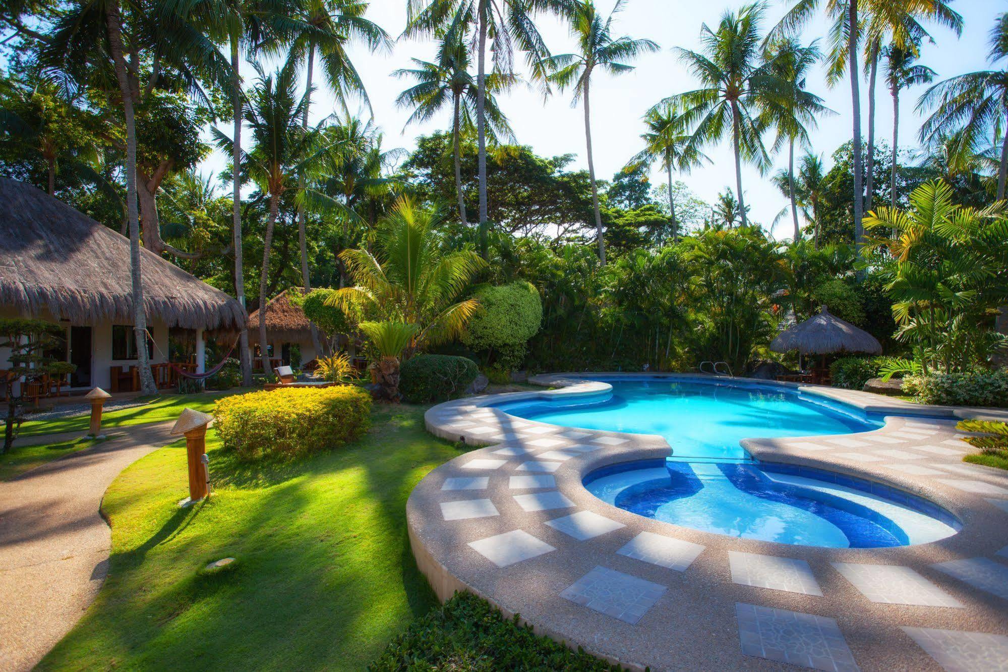 Pura Vida Beach & Dive Resort Dauin Buitenkant foto